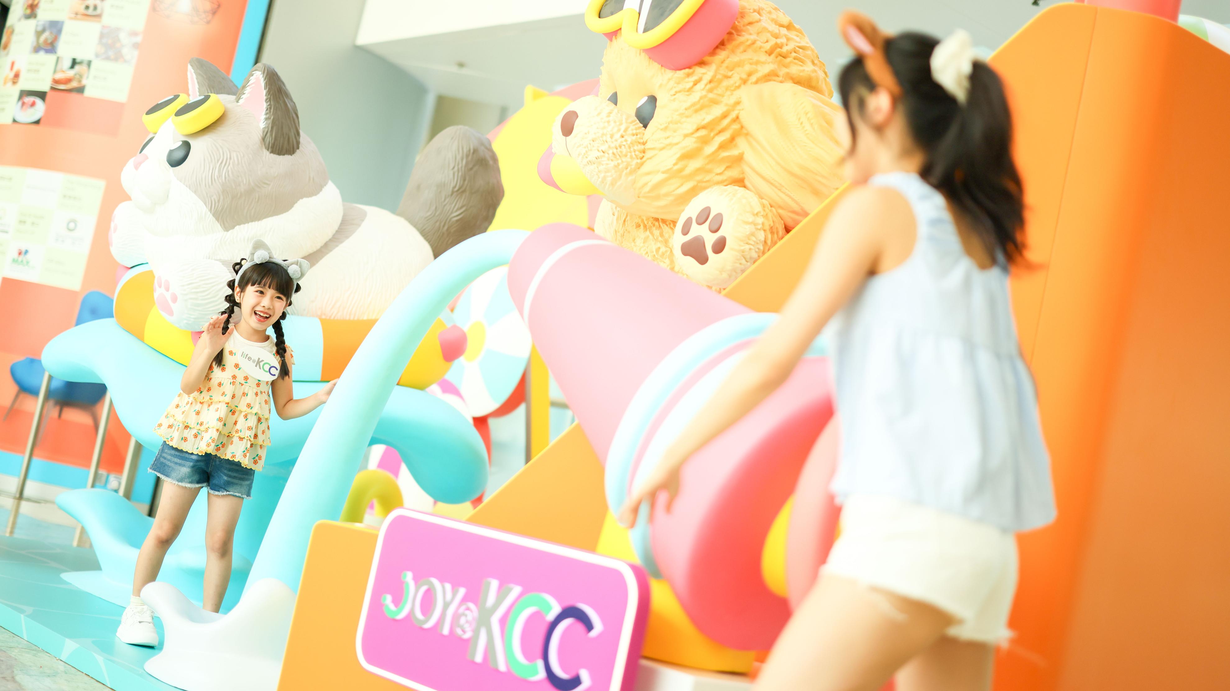 life@KCC 毛孩『夏』水戰趣拍區1：夏日水花大戰